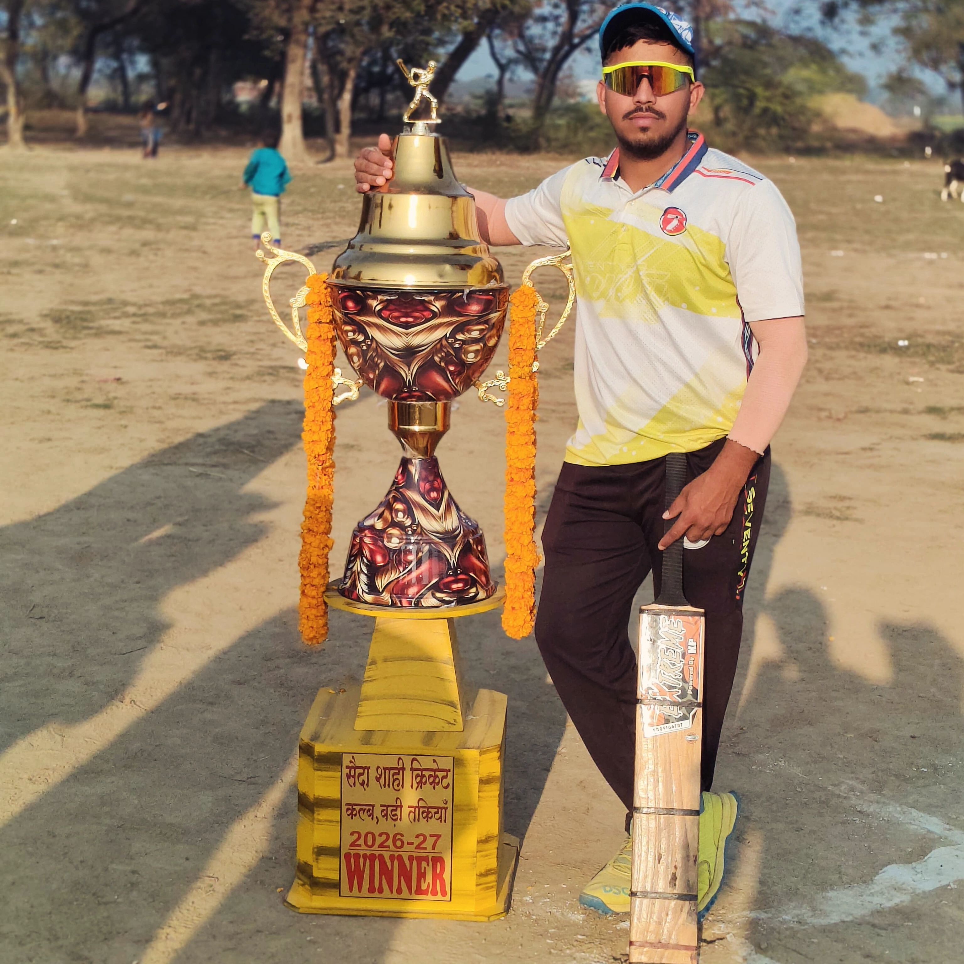 Vinay lefti