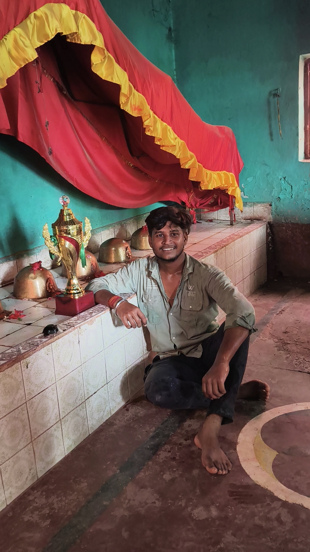 Kundan lefty